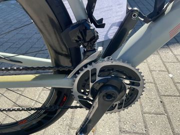 Used BMC Roadmachine 01 ONE 2024 2024 Road & Gravel, Light Gray — image 8 of 24
