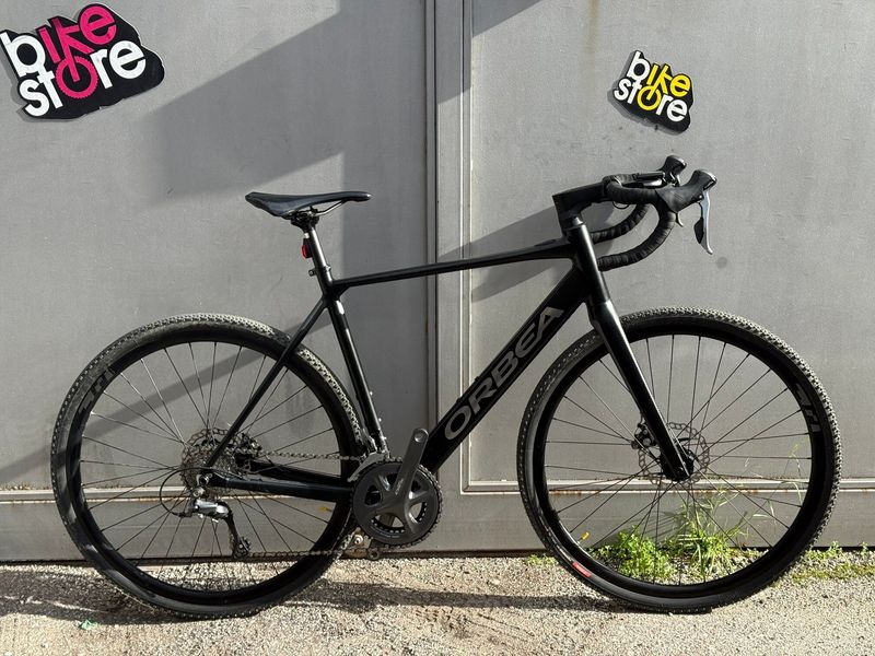 Gebrauchtes Orbea GAIN D50 20mph 2022 2022 Road & Gravel, Schwarz — Bild 1 von 4