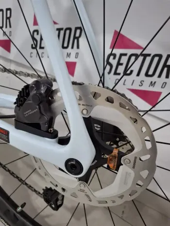 Used Felt FR Advanced Ultegra Di2 2024 2024 Road & Gravel, White — image 10 of 10