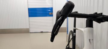 Giant Defy Advanced Pro 1 2024 2024 Road & Gravel usato, Bianco — immagine 13 di 14