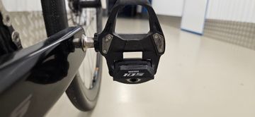 Giant Defy Advanced Pro 1 2024 2024 Road & Gravel usato, Bianco — immagine 5 di 14
