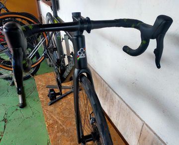 Colnago V3RS Sram Red 2022 Road & Gravel usato, Verde — immagine 5 di 5