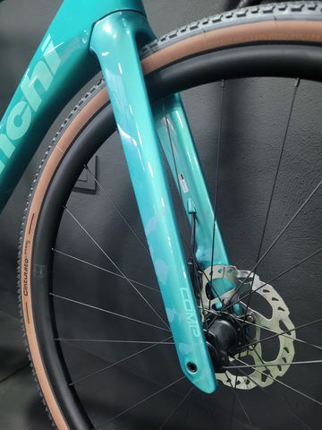 Bianchi Impulso COMP GRX 610 disc 2025 2025 Road & Gravel usato, Verde — immagine 5 di 7