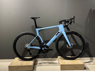 Used 3T STRADA WPNT ULTEGRA Di2 2X12 DISCUS 40|30 2025 2025 Road & Gravel