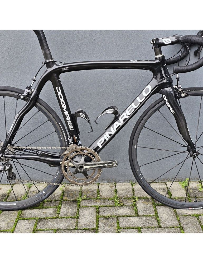 Used Pinarello Pinarello Dogma 65.1 2016 Road & Gravel, Black — image 3 of 11