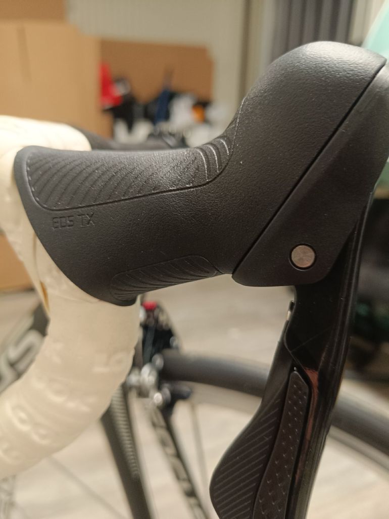 Brugt Focus Izalco Max 2026 Road & Gravel — billede 9 af 41
