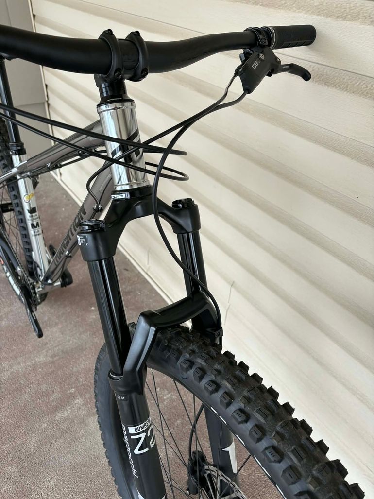Used Transition TransAM Complete Bike 2024 2024 Mountainbike, Light Gray, 29 — image 3 of 20