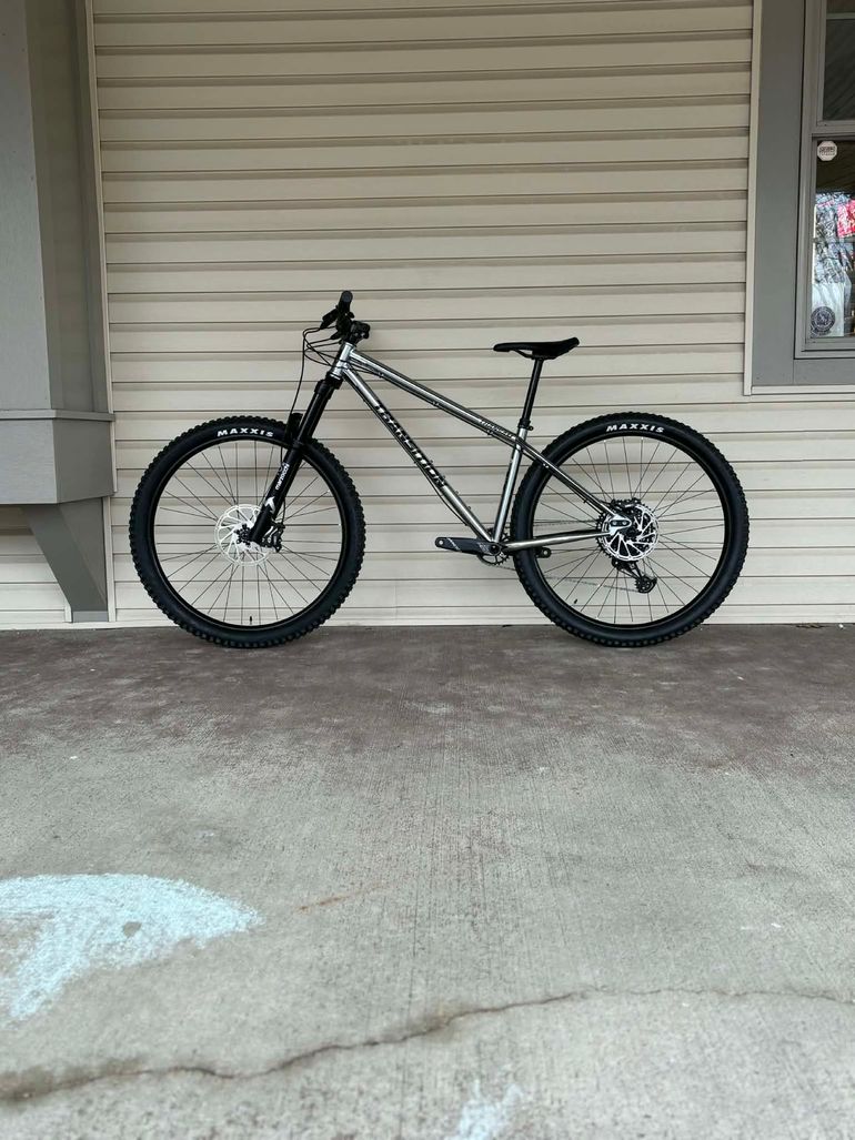 Used Transition TransAM Complete Bike 2024 2024 Mountainbike, Light Gray, 29 — image 2 of 20