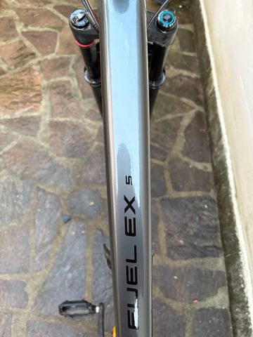 Brugt Trek Fuel EX 5 Deore 2021 2021 Mountainbike — billede 10 af 10