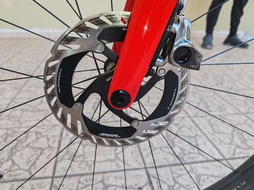 Brugt BMC Teammachine SRAM Red eTap AXS 2025 Road & Gravel — billede 4 af 16