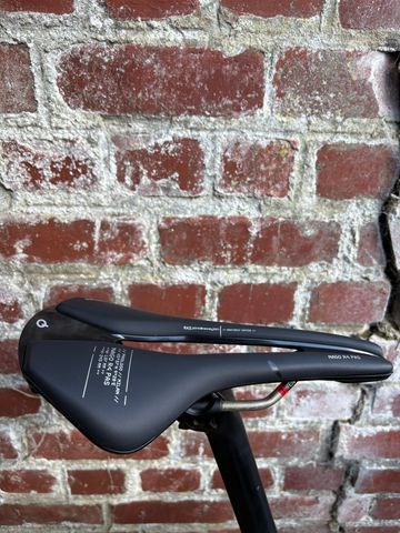 Used Trek Domane SRAM Force eTap AXS 2025 Road & Gravel, Black — image 4 of 14