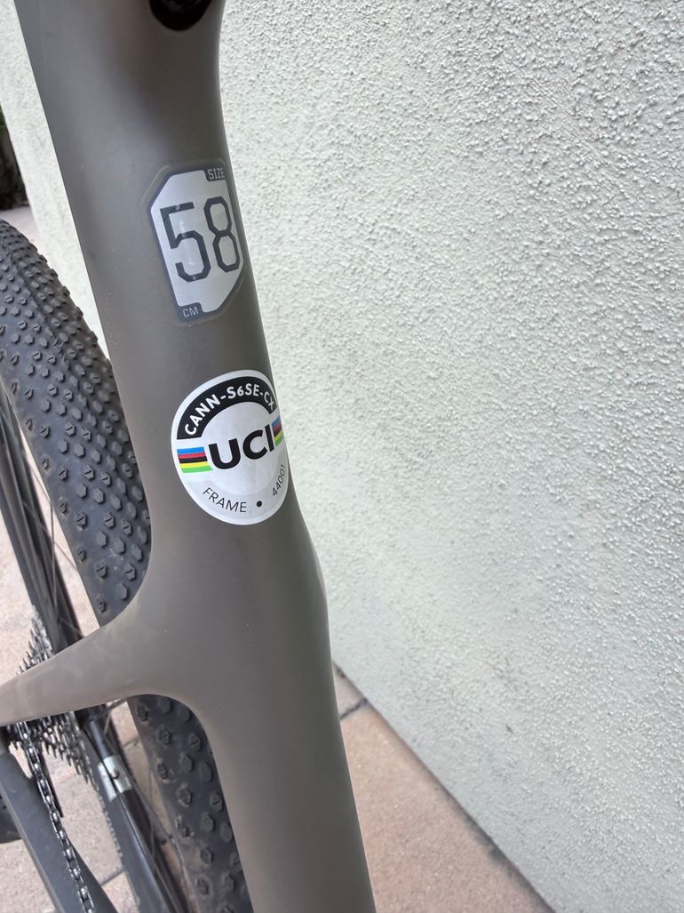 Used Cannondale SuperSix EVO SE 2023 2023 Road & Gravel, Light Gray — image 9 of 10