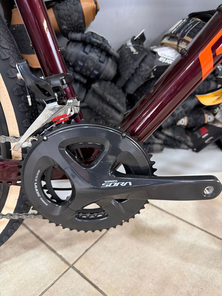 Used Ridley Kalazy - Shimano Sora 2x9 Mechanical Disc brake 2024 2024 Road & Gravel, Red — image 4 of 9