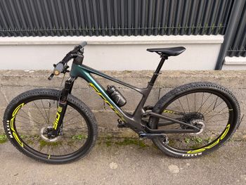 Used Scott Scott Spark RC 2022 2022 Mountainbike — image 2 of 9