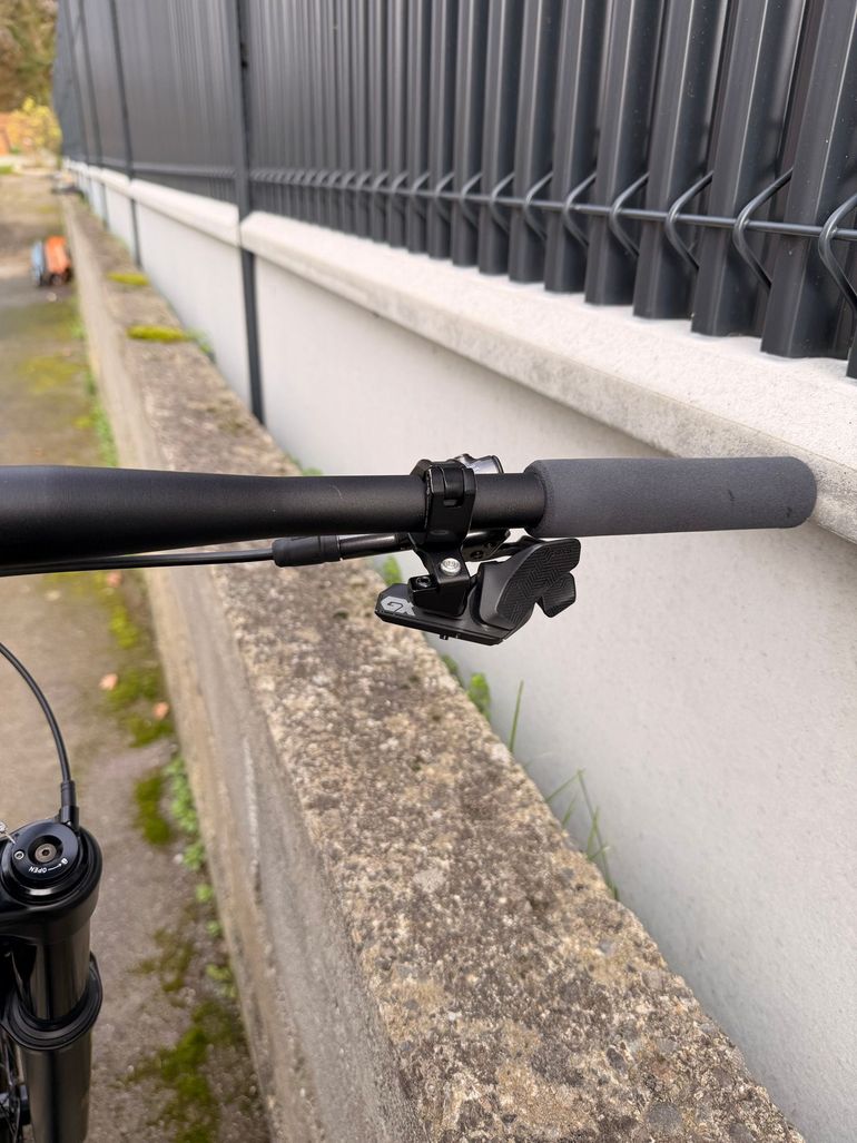 Used Scott Scott Spark RC 2022 2022 Mountainbike — image 6 of 9
