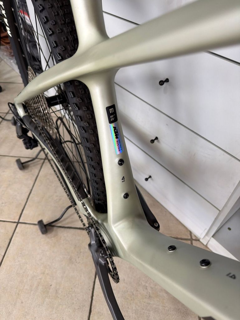 Used KTM MYROON PRO 2024 2024 Mountainbike, Gris claro — image 9 of 9