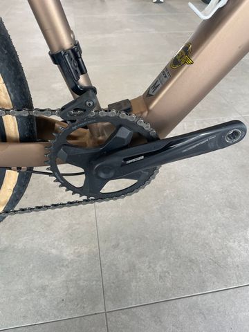GT eGrade Bolt 2024 2024 Road & Gravel d'occasion — image 4 sur 5
