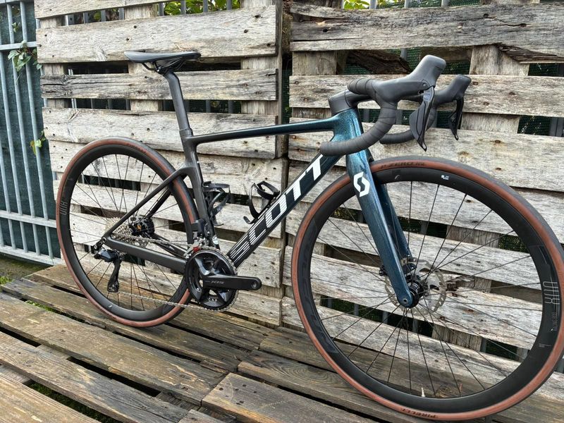 Gebrauchtes Scott Addict Shimano 105 Di2 2023 Road & Gravel, Blau — Bild 5 von 6
