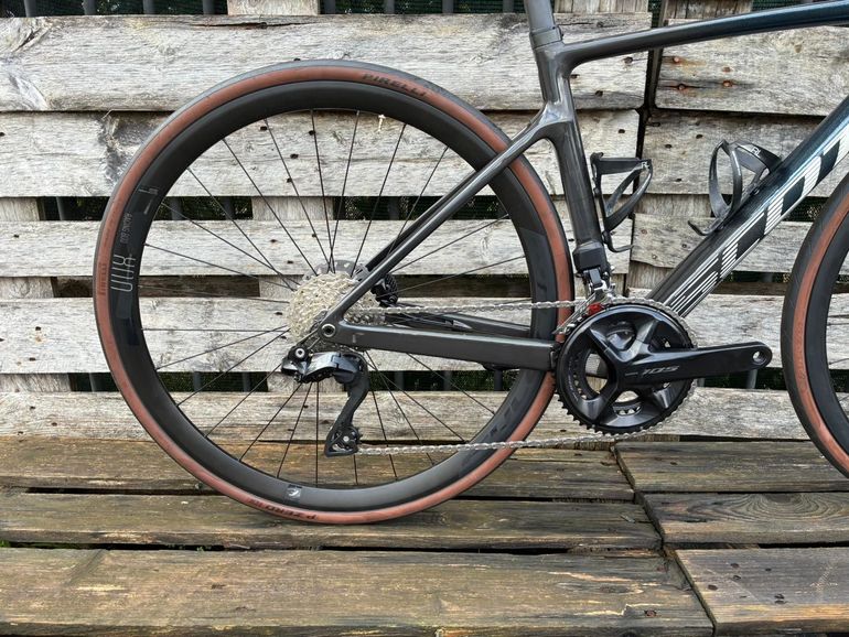 Used Scott Addict Shimano 105 Di2 2023 Road & Gravel, Blue — image 2 of 6
