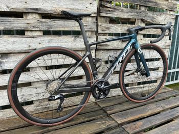 Used Scott Addict Shimano 105 Di2 2023 Road & Gravel, Blue — image 4 of 6