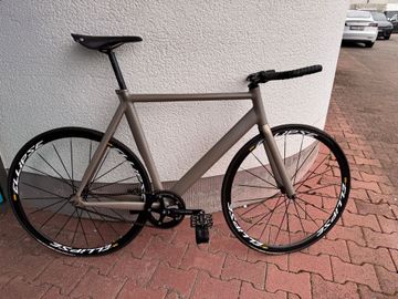 Used Schindelhauer Fixie 2021 Road & Gravel, Light Gray — image 1 of 91