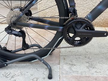 Scott Addict RC 10 2025 2025 Road & Gravel usato, Nero — immagine 5 di 6