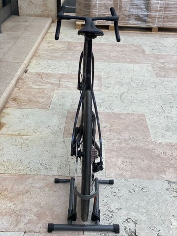 Scott Addict RC 10 2025 2025 Road & Gravel usato, Nero — immagine 2 di 6