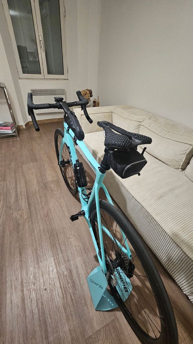 Used Bianchi Specialissima COMP Ultegra Di2 2024 2024 Road & Gravel, Blue — image 5 of 5