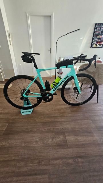 Bianchi Specialissima COMP Ultegra Di2 2024 2024 Road & Gravel d'occasion