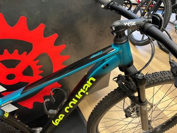 Gebrauchtes Lee Cougan Droid 2023 Mountainbike, Blau — Bild 4 von 7