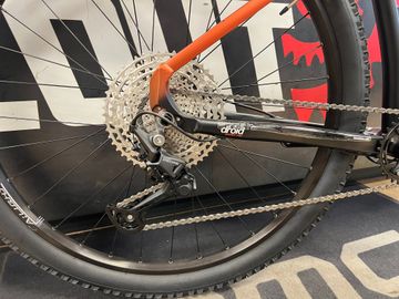 Używany Lee Cougan Droid 2023 Mountainbike — zdjęcie 4 z 5