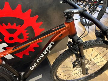 Używany Lee Cougan Droid 2023 Mountainbike — zdjęcie 2 z 5