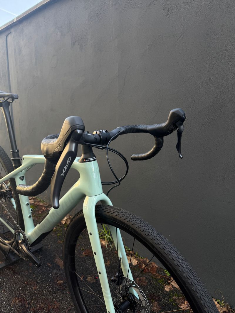 Used Specialized Diverge STR Comp 2024 2024 Road & Gravel, Green — image 7 of 9