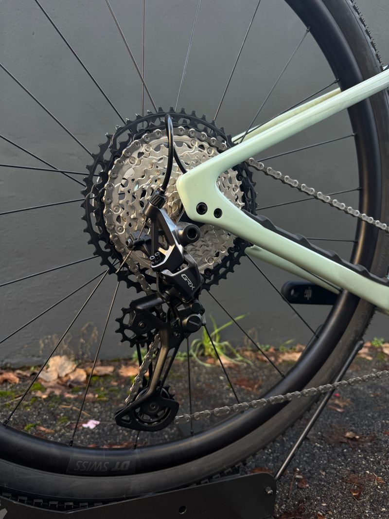 Used Specialized Diverge STR Comp 2024 2024 Road & Gravel, Green — image 4 of 9