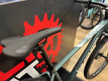Gebrauchtes Lee Cougan Nitro Mtb 2024 Mountainbike, Grün — Bild 3 von 6