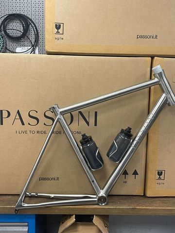 Used IS Passoni PRIMO FRAME KIT Frameset 2027 Road & Gravel, Light Gray — image 9 of 14