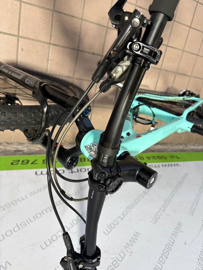 Used Bianchi Bianchi Methanol Cv Rs 2021 Mountainbike, Green — image 3 of 7