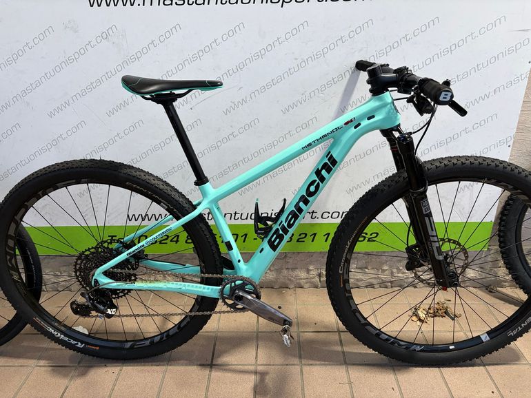 Used Bianchi Bianchi Methanol Cv Rs 2021 Mountainbike, Green — image 1 of 7