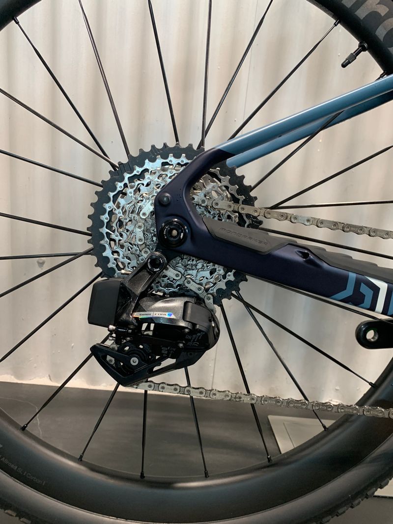 Mondraker ARID CARBON RR 2025 2025 Road & Gravel usato, Blu — immagine 3 di 9