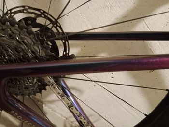 Used Trek Émonda SLR 7 eTap 2022 2022 Road & Gravel, Violett — image 15 of 17