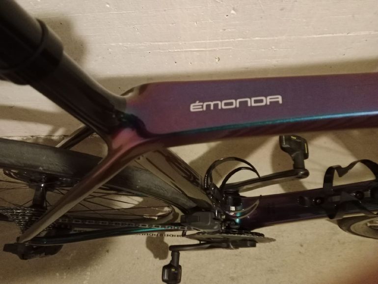 Used Trek Émonda SLR 7 eTap 2022 2022 Road & Gravel, Violett — image 17 of 17