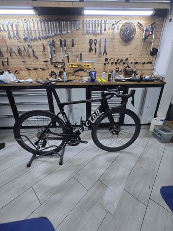 Factor, Ostro SRAM Red eTap AXS