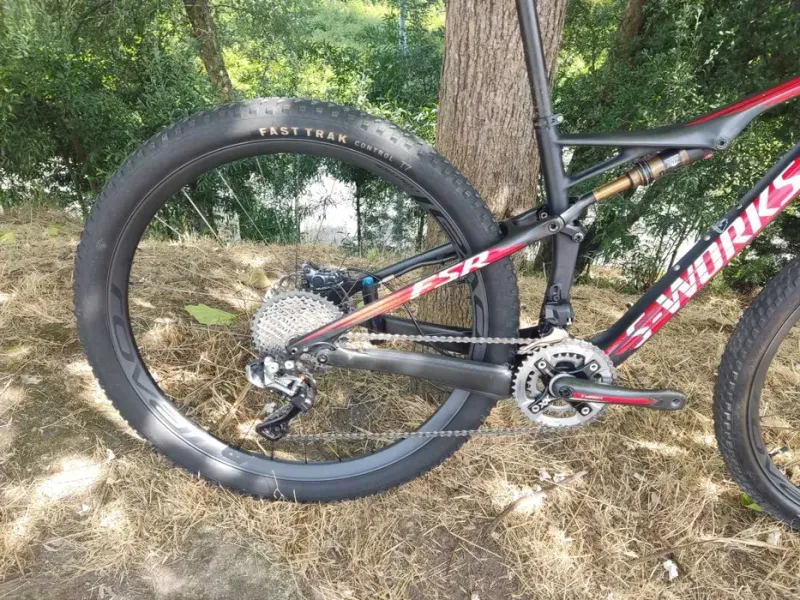 Used Specialized Epic Shimano XTR Di2 2015 Mountainbike, Black — image 2 of 4