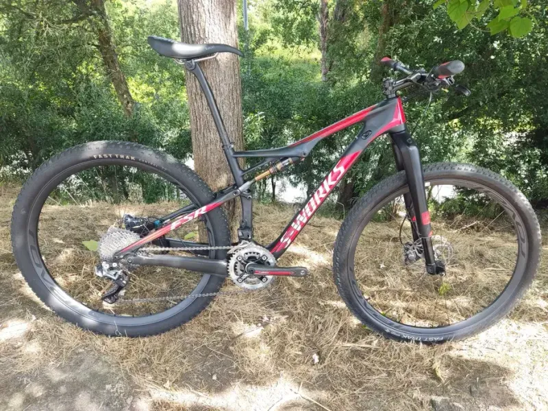 Used Specialized Epic Shimano XTR Di2 2015 Mountainbike, Black — image 1 of 4