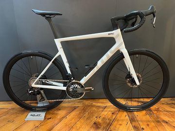 Używany BMC Teammachine SLR 01 Three Gr. 58 2026 Road & Gravel