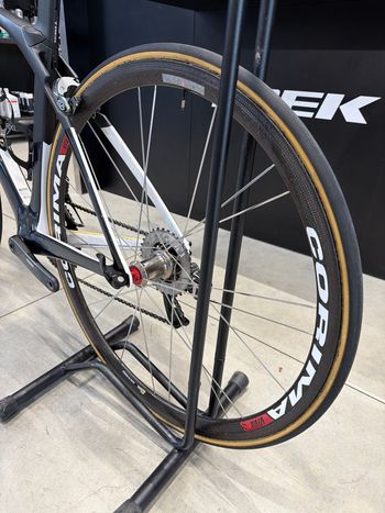 Used Trek Madone 9 Series 2017 Road & Gravel, Black — image 11 of 11