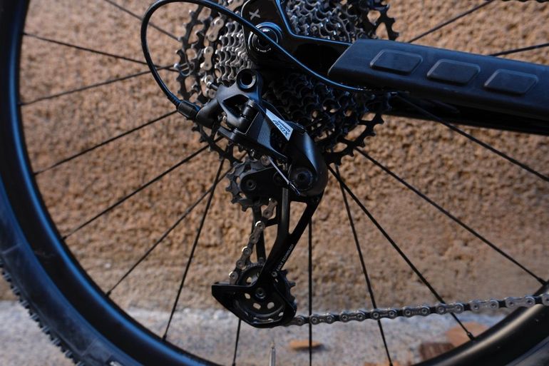 Used BMC URS THREE 2024 2024 Road & Gravel — image 10 of 12