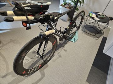 Brugt CUBE AERIUM C:68 SL Hadron 2017 2017 Road & Gravel — billede 2 af 3