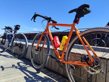 Kona Rove AL/DL 2022 2022 Road & Gravel usato, Arancione — immagine 2 di 3