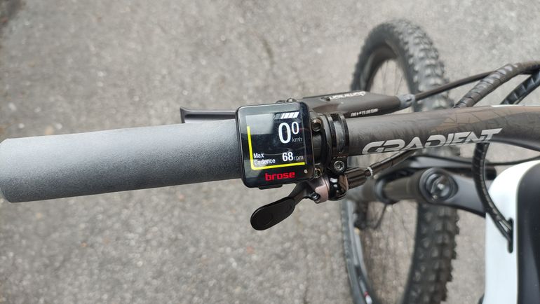 Used feddz FULLY Light PFC1 - Feddz Carbon 2023 Mountainbike, White — image 4 of 5